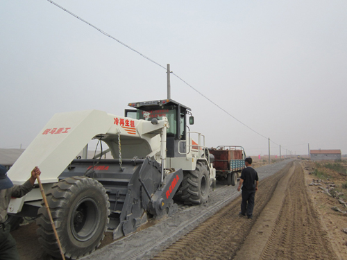 WR450，東營鄉(xiāng)鎮(zhèn)路冷再生