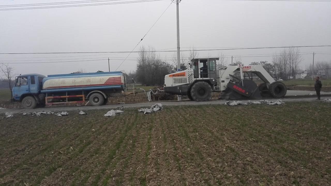 RZ500，界首灰土路基冷再生