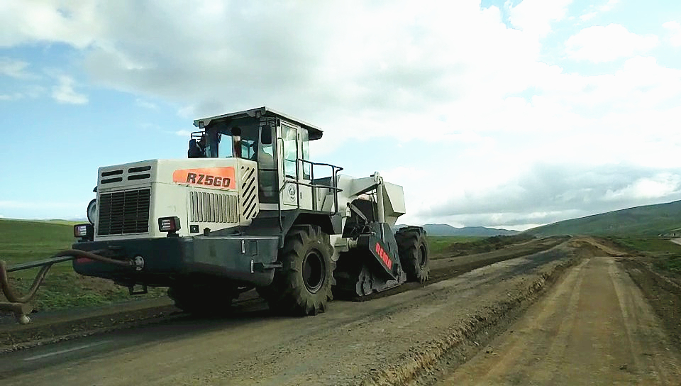 RZ560，蒙古大草原冷再生