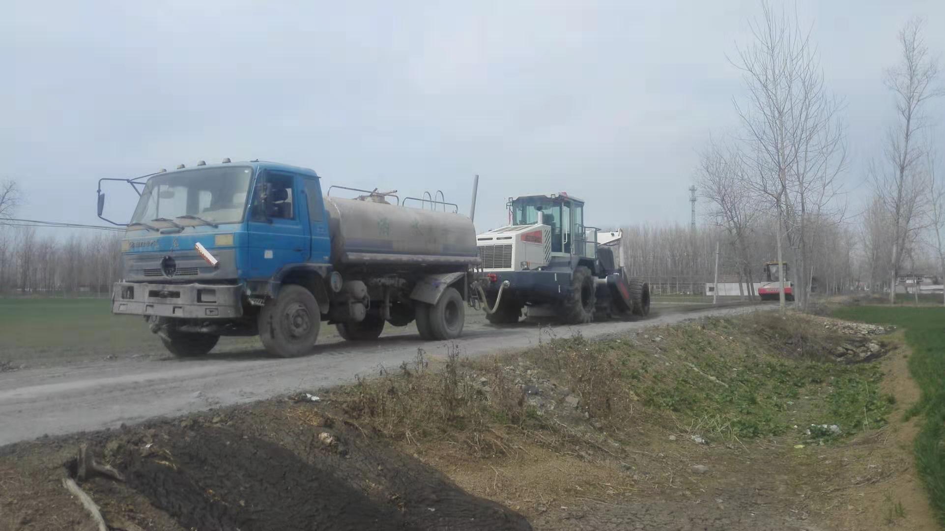 RZ530，冷再生施工